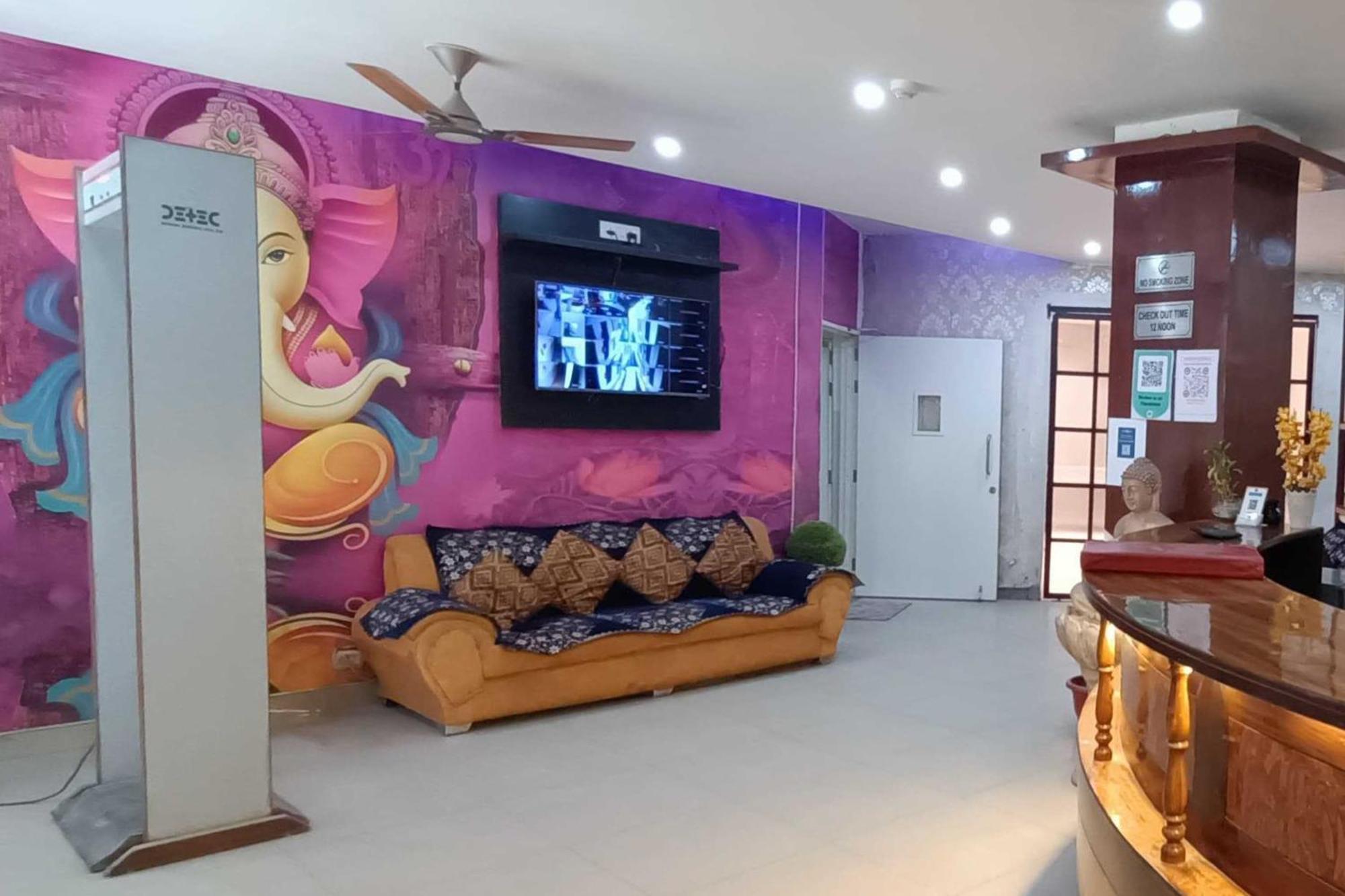 Hotel Global Inn By Quality Inn New Delhi Buitenkant foto