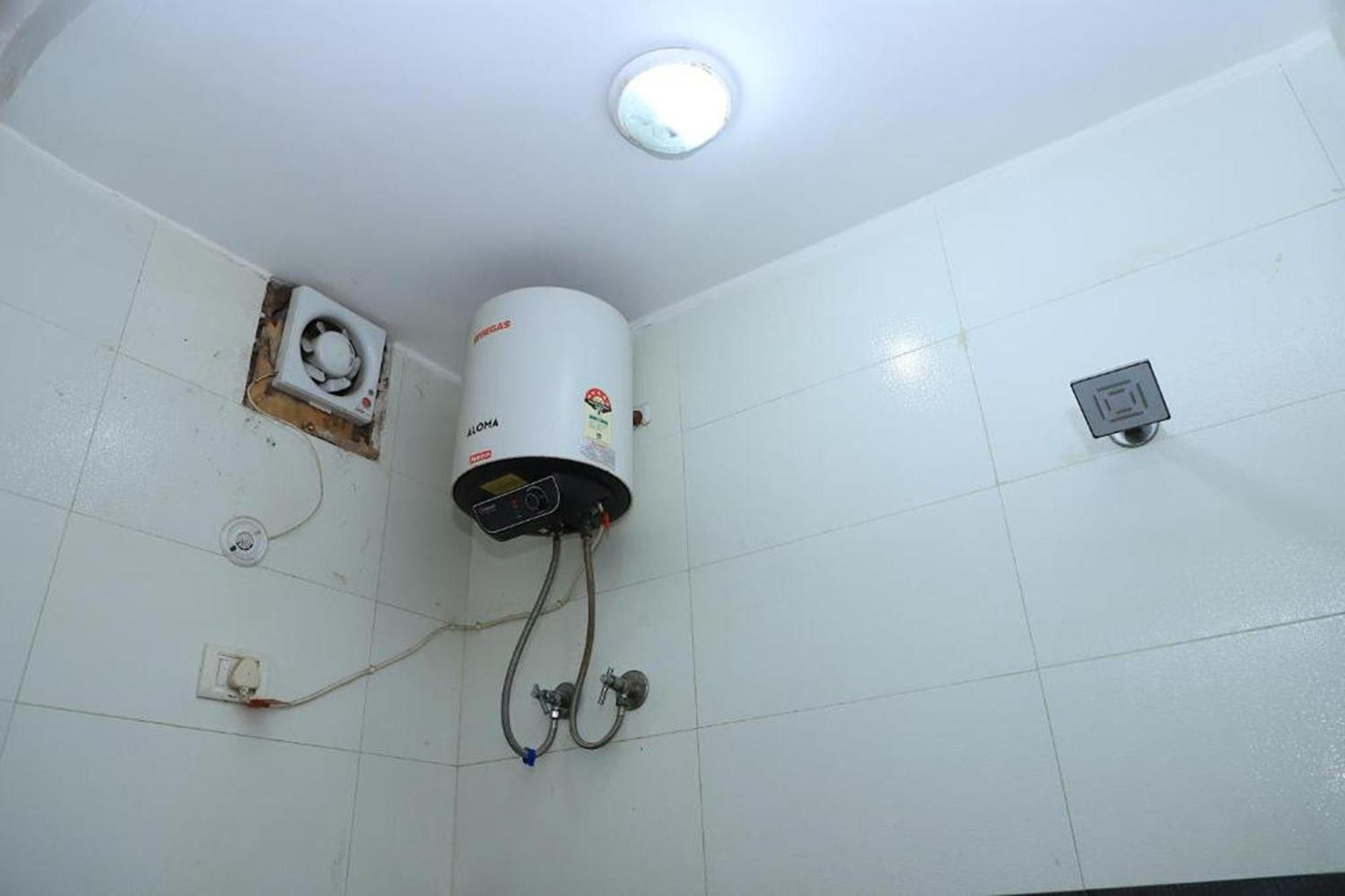 Hotel Global Inn By Quality Inn New Delhi Buitenkant foto