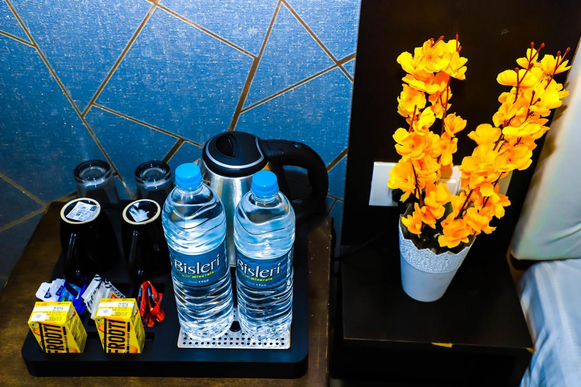 Hotel Global Inn By Quality Inn New Delhi Buitenkant foto