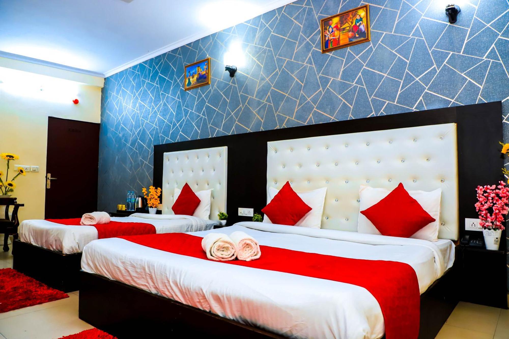 Hotel Global Inn By Quality Inn New Delhi Buitenkant foto
